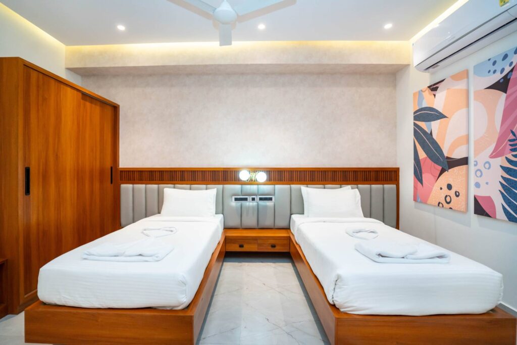 How to Plan Your Stay During Peak Business Seasons in Madhapur