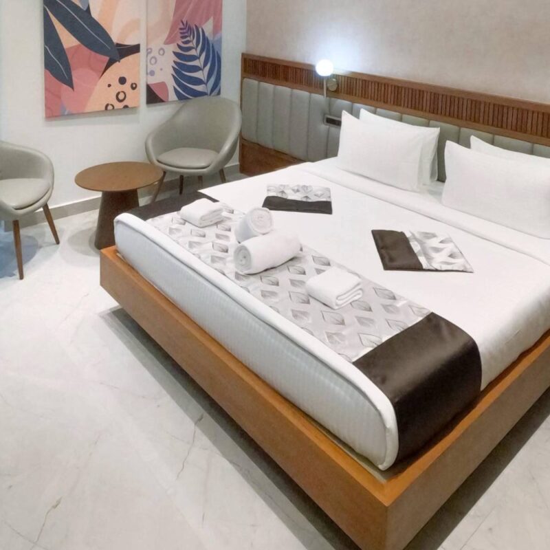 The Ultimate Guide to Mixing Business and Leisure in HITEC Cityt